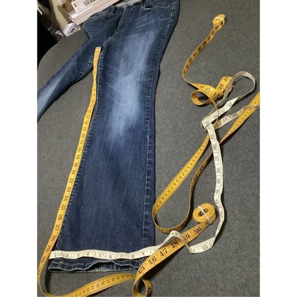 Levi’s Jeans  - Picture 4 of 6